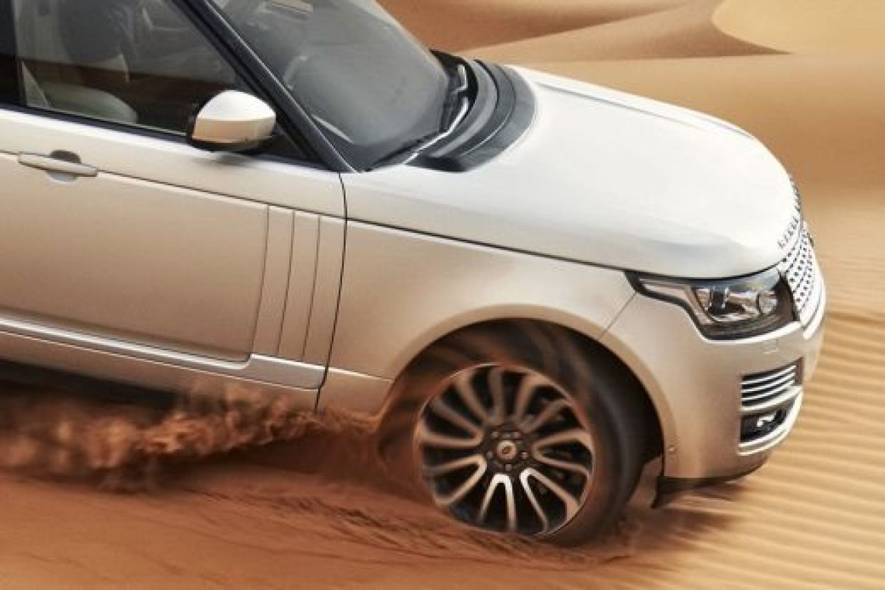 FOTO Primele imagini cu noul Range Rover! Cum arata mandria britanicilor, la 40 de ani de la prima aparitie!_8