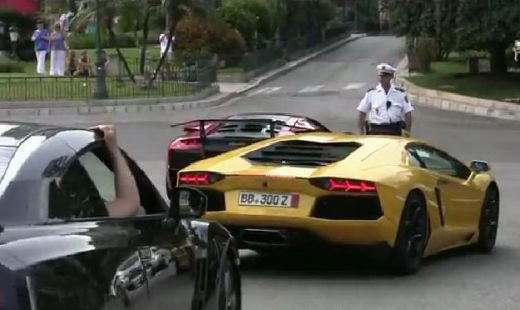 SUPER VIDEO Aventador, Murcielago si Nissan GT-R! Care e oprit primul de politie? :))