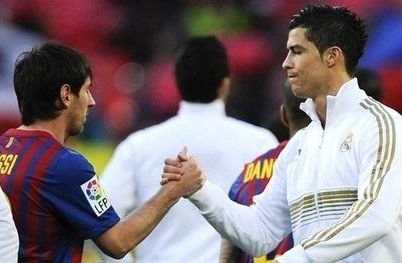 S-a intors lumea cu josul in sus! Pe Messi l-au lasat picioarele, Ronaldo asteapta sa-l calce pe cap: Lumea zeilor nu mai incepe cu tine, Leo