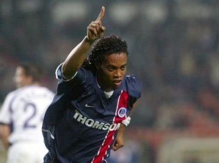 Declaratia emotionanta a unui jucator fabulos: NU SUNT TERMINAT Mesajul lui Ronaldinho pentru seicii lui PSG:
