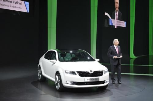 Daca sunt adevarate imaginile ASTEA, Skoda va rupe TOT! Cum va arata noua Octavia din 2013! Schimbare RADICALA!_13