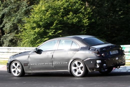 FOTO Au incercat sa-l ascunda, dar n-au reusit! Primele imagini cu noul C-Class! Noua generatie de Mercedes e aproape de lansare:_5
