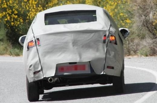 FOTO ADIO Logan! Renault lanseaza o Dacie TOTAL noua! Vezi cum arata Scala si cand va fi lansat:_2