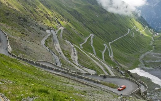 FOTO FABULOS! 15 drumuri pe care trebuie sa mergi inainte sa mori! Transfagarasan, numarul 1 in LUME! Ce constructii de VIS a invins:_22