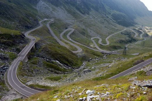 FOTO FABULOS! 15 drumuri pe care trebuie sa mergi inainte sa mori! Transfagarasan, numarul 1 in LUME! Ce constructii de VIS a invins:_29