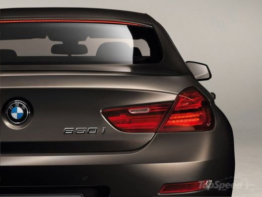 SUPER FOTO BMW face VALURI cu noua Serie 6! 