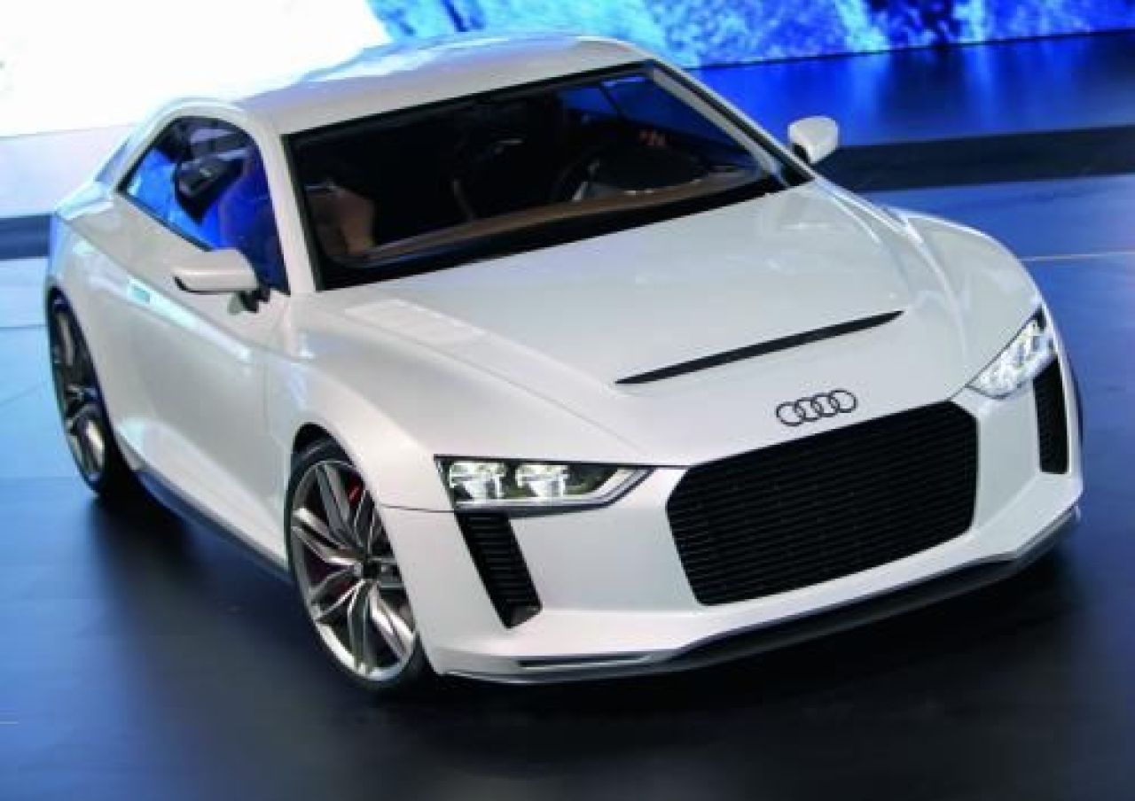 FOTO Un nou MONSTRU de la Audi! Nemtii resusciteaza un model istoric de curse! Vezi primele informatii oficiale:_15