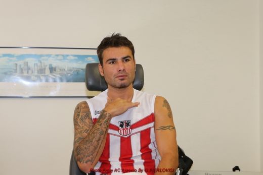FOTO Mutu face INCONJURUL lumii dupa anuntul ASTA! Cu cine a pozat prima data pe stadionul lui Ajaccio!_1