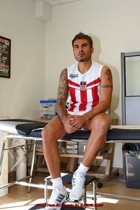 FOTO Mutu face INCONJURUL lumii dupa anuntul ASTA! Cu cine a pozat prima data pe stadionul lui Ajaccio!_22
