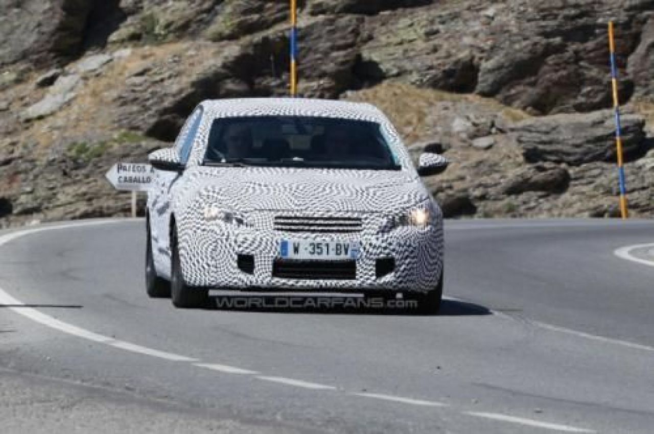 FOTO Decizie ISTORICA Peugeot! Francezii schimba numele masinilor dupa 90 de ani! Vezi primele imagini cu noul 308:_1