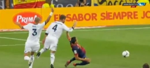 Hai, ba, da-ne penalty! O vedeta de la Barcelona s-a facut de ras cu o simulare JENANTA! Mourinho a lesinat de ras cand a vazut cum CERSESTE penalty