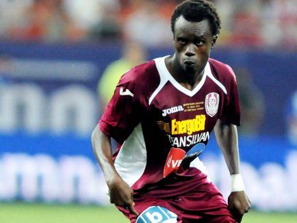 Daily Mail anunta TRANSFERUL LUI Sougou in Anglia! Sefii lui CFR Cluj raman masca: Va lipseste un 0 din suma de transfer :)