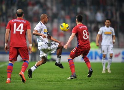 CUTREMUR in prima echipa a liderului din Liga 1: trei transferuri care ar asigura cel mai NEBUN TITLU! Grozav, N'Doye si Rada pentru o echipa de VIS!_2