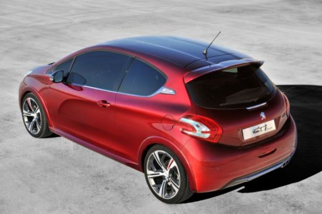 FOTO Mini-TURBO! Un nou GTI de la Peugeot! Vezi aici cum arata masinuta TURBATA a francezilor:_18