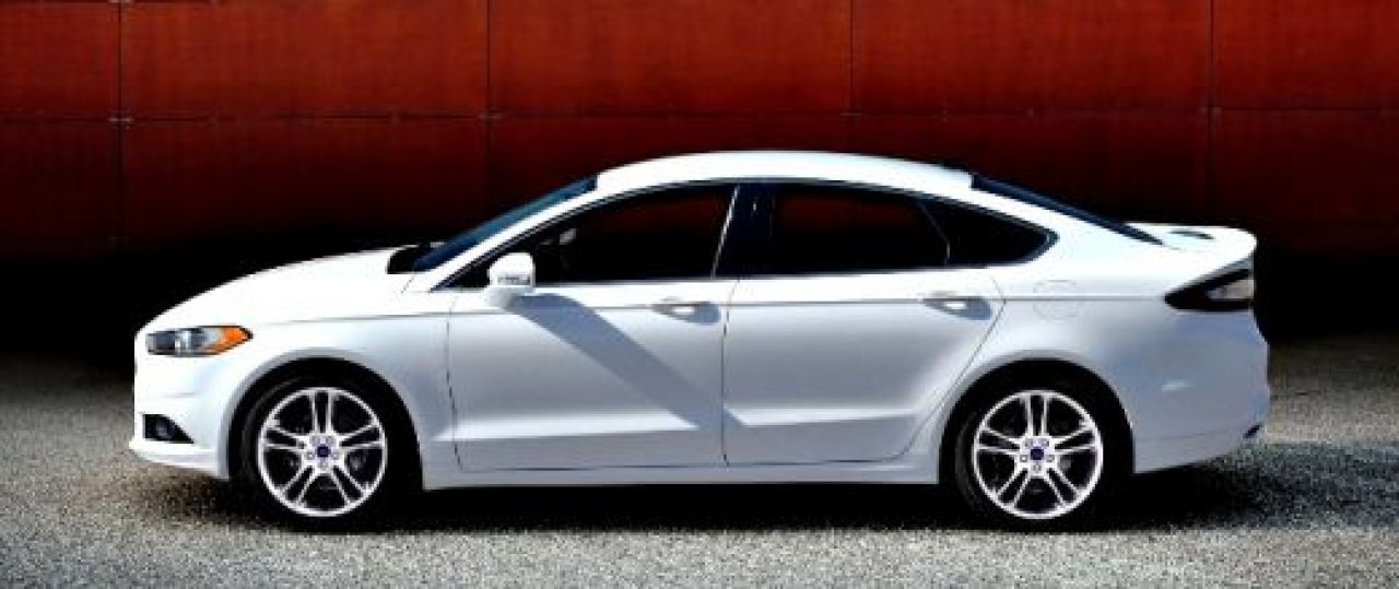 FOTO Ford lanseaza cel mai CONTROVERSAT model pe internet! De la cine au FURAT americanii designul? Vezi aici:_7