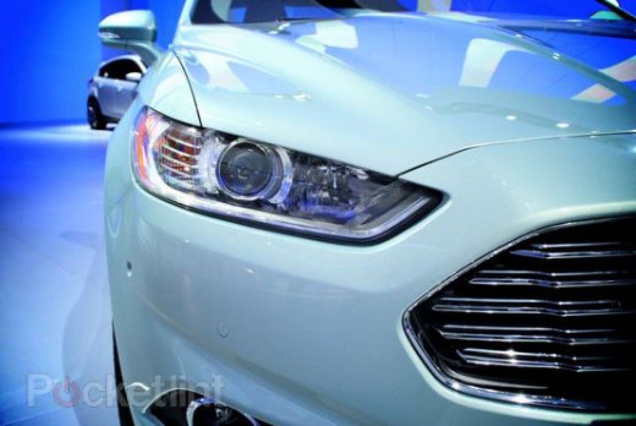 FOTO Ford lanseaza cel mai CONTROVERSAT model pe internet! De la cine au FURAT americanii designul? Vezi aici:_13