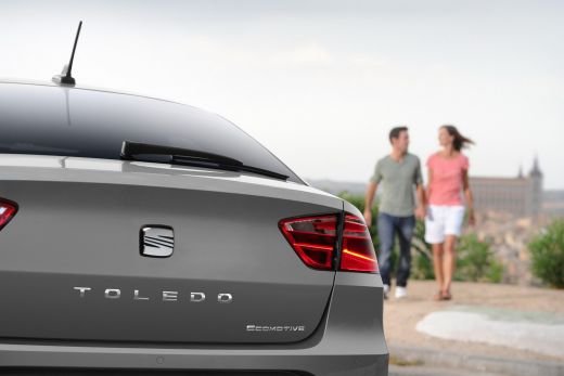 FOTO si VIDEO O noua lansare! Vezi cum va arata Seat Toledo din 2013! Schimbare RADICALA!_10