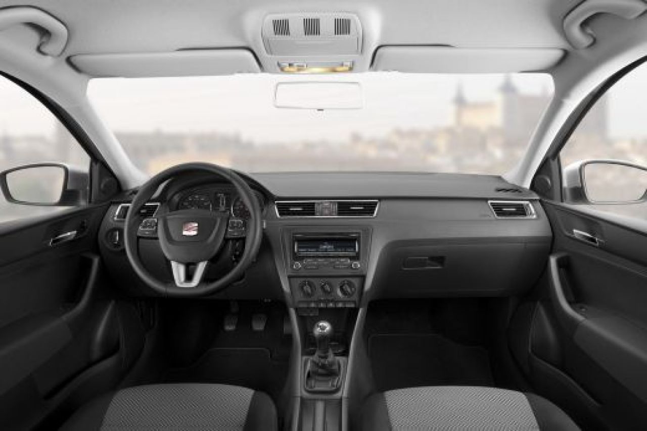 FOTO si VIDEO O noua lansare! Vezi cum va arata Seat Toledo din 2013! Schimbare RADICALA!_13