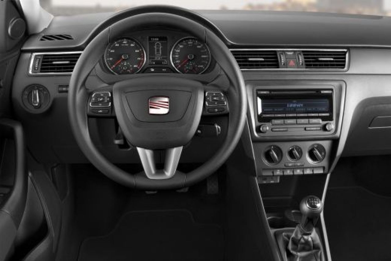 FOTO si VIDEO O noua lansare! Vezi cum va arata Seat Toledo din 2013! Schimbare RADICALA!_14
