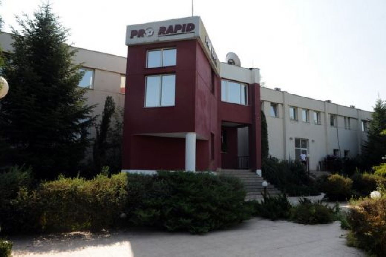 Lucescu s-a intors ACASA!