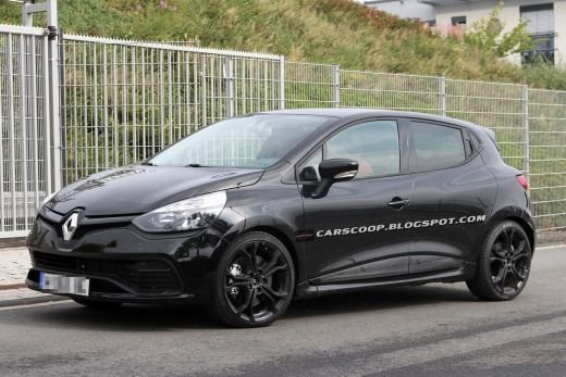 FOTO SPION! Vezi cum arata noul Renault Clio, fara DEGHIZARE la teste! Se bate cu 208 si Polo! Cum ti se pare?_3