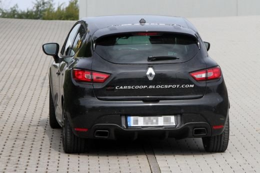 FOTO SPION! Vezi cum arata noul Renault Clio, fara DEGHIZARE la teste! Se bate cu 208 si Polo! Cum ti se pare?_6