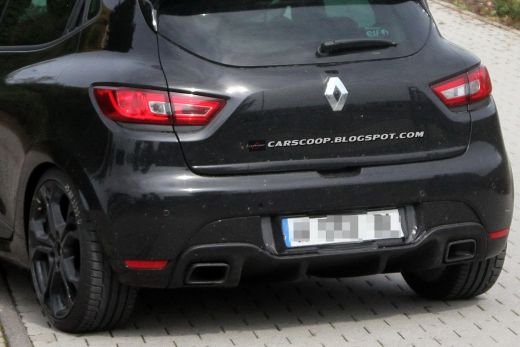 FOTO SPION! Vezi cum arata noul Renault Clio, fara DEGHIZARE la teste! Se bate cu 208 si Polo! Cum ti se pare?_8