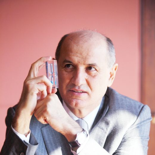 Copos pune din nou Giulestiul pe jar! Si-a lasat jucatorii fara bani, dar nu se teme ca ramane fara echipa! Strategia ULUITOARE a rapidistului: