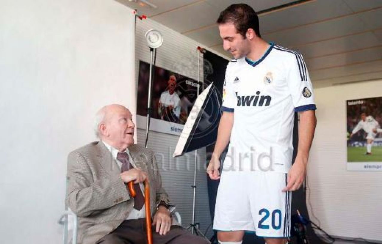 Ziua care i-a redat zambetul lui Cristiano Ronaldo! Gestul emotionant pe care l-a facut in fata unui jucator STELAR! FOTO SENZATIONAL din vestiarul Realului_6