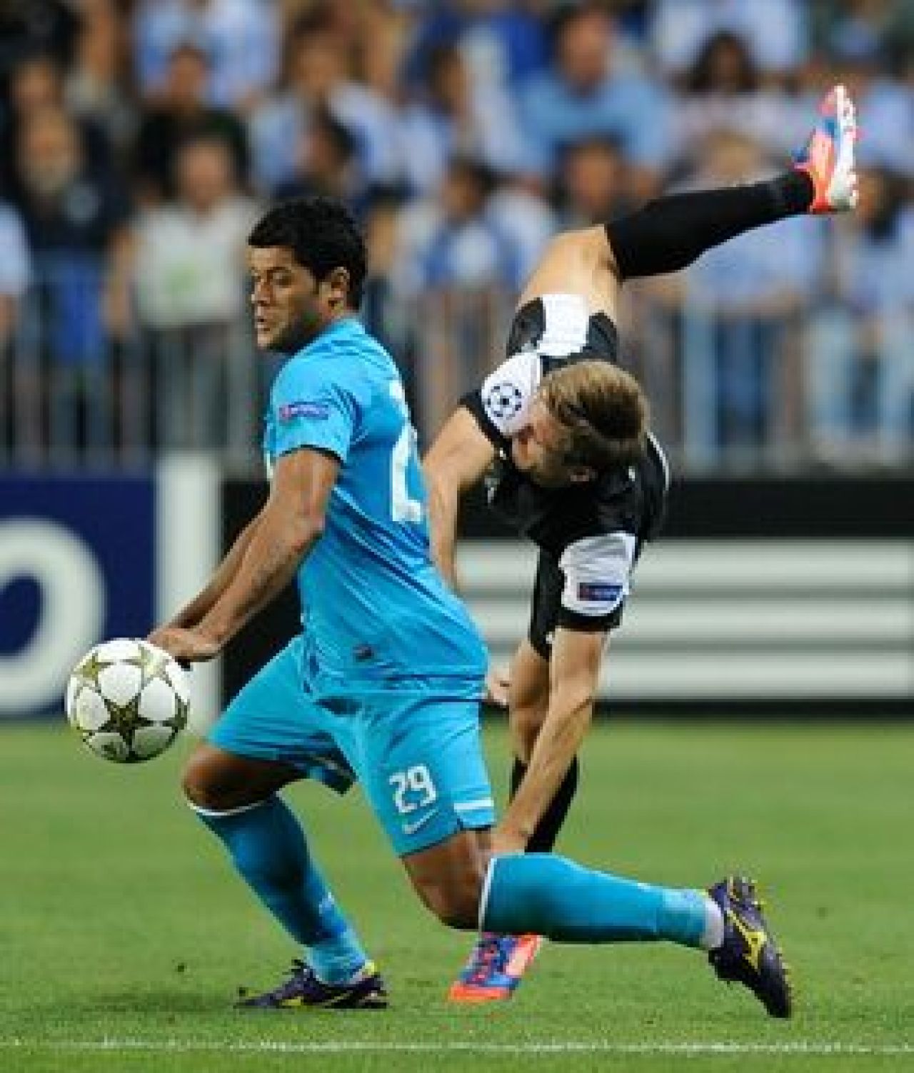 Spectacol total in Europa: PSG 4-1 Dinamo Kiev, Montpellier 1-2 Arsenal, Borussia 1-0 Ajax! Malaga i-a SPULBERAT pe miliardarii de la Zenit! Toate rezultatele AICI:_2
