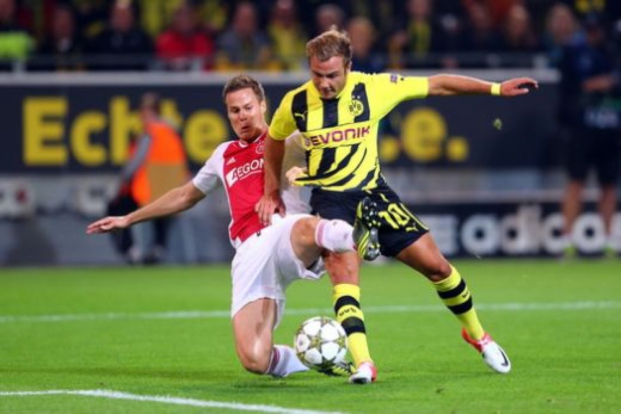 Spectacol total in Europa: PSG 4-1 Dinamo Kiev, Montpellier 1-2 Arsenal, Borussia 1-0 Ajax! Malaga i-a SPULBERAT pe miliardarii de la Zenit! Toate rezultatele AICI:_4