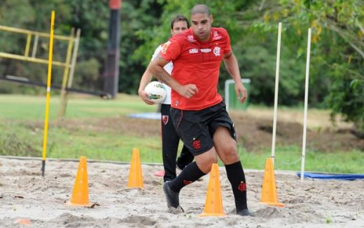 Adriano, te simti bine?? ESPALDINHA de senzatie! Flamengo a chemat de urgenta un PSIHOLOG la echipa: VIDEO