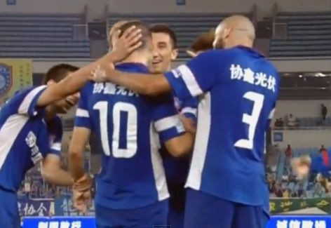 Romanul GENIAL care le-a luat fata bogatilor Drogba si Anelka! Poate deveni IDOL pentru un miliard de oameni daca accepta oferta asta!