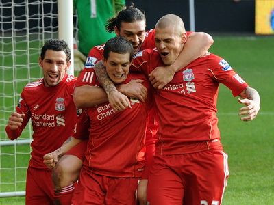 Liverpool in genunchi dupa infrangerea cu United, la propriu! Unul dintre cei mai importanti oameni ai lui Rodgers rateaza tot sezonul! Alerta generala in in apararea englezilor: