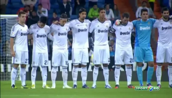 Moment EMOTIONANT la Real Madrid! Zeci de mii de oameni au INGHETAT cateva secunde pentru drama celui mai talentat pusti de la Real! VIDEO