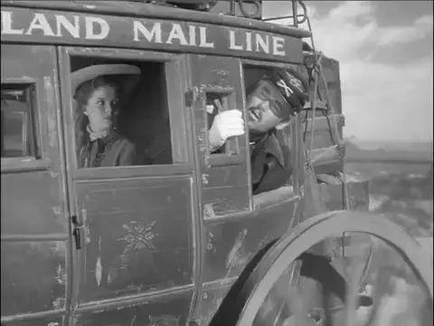 IMAGINEA ASTA te va cutremura si te va pune pe ganduri: Primul iPhone a aparut intr-un film din 1948! VIDEO INCREDIBIL