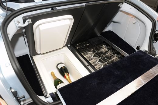 LIVE BLOG: A inceput Campionatul Mondial al masinilor! Cea mai tare aparitie! Peugeot a lansat OFICIAL conceptul Onyx! Toate lansarile de la Paris:_20
