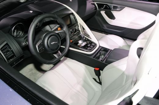LIVE BLOG: A inceput Campionatul Mondial al masinilor! Cea mai tare aparitie! Peugeot a lansat OFICIAL conceptul Onyx! Toate lansarile de la Paris:_21