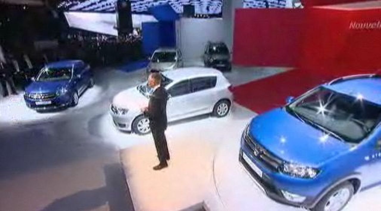 FOTO Dacia a lansat OFICIAL noile Sandero, Logan si Stepway la Salonul Auto de la Paris! Vezi aici lista de PRETURI:_4