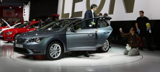FOTO PREMIERA la Salonul Auto de la Paris! Seat si-a lansat noul LOGO odata cu super modelul LEON 3! Vezi aici cum arata_3