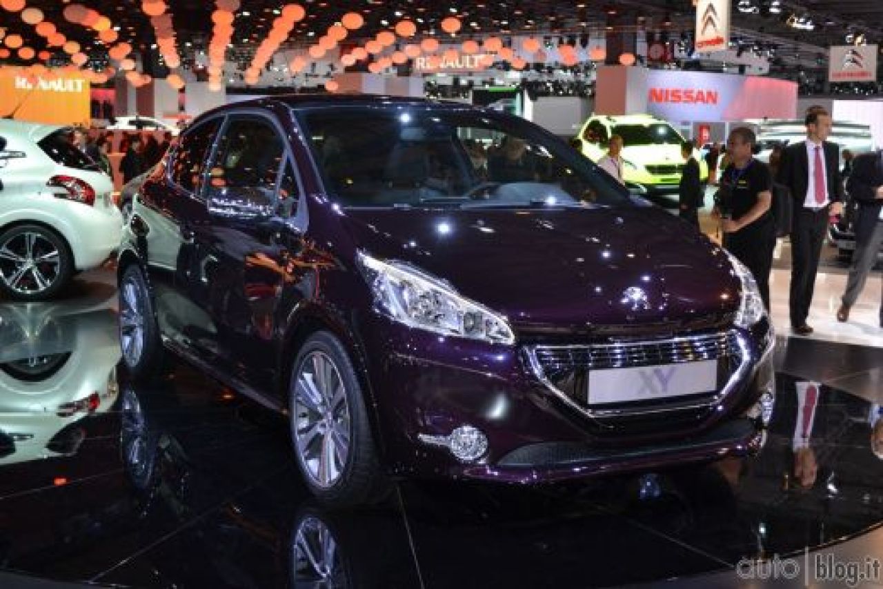 LIVE BLOG: A inceput Campionatul Mondial al masinilor! Cea mai tare aparitie! Peugeot a lansat OFICIAL conceptul Onyx! Toate lansarile de la Paris:_50