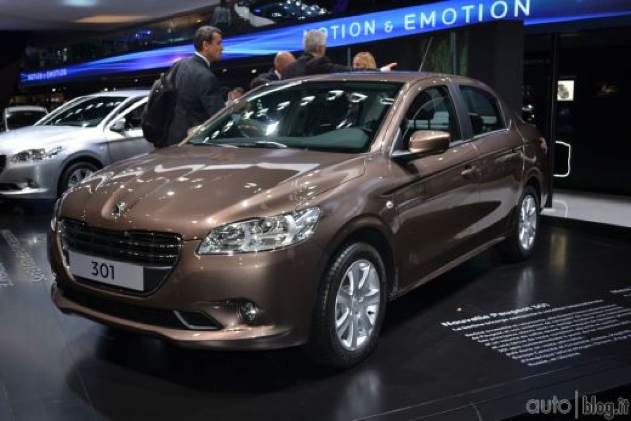 LIVE BLOG: A inceput Campionatul Mondial al masinilor! Cea mai tare aparitie! Peugeot a lansat OFICIAL conceptul Onyx! Toate lansarile de la Paris:_60