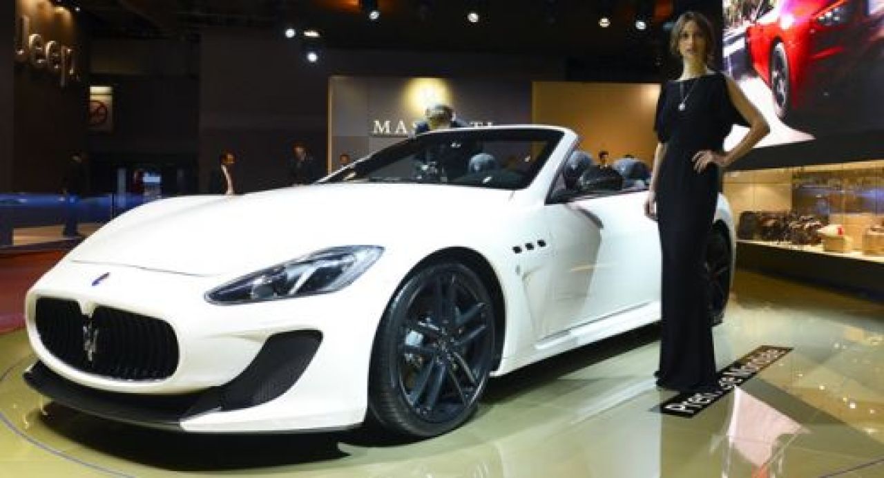 LIVE BLOG: A inceput Campionatul Mondial al masinilor! Cea mai tare aparitie! Peugeot a lansat OFICIAL conceptul Onyx! Toate lansarile de la Paris:_79