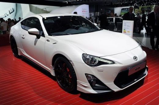 LIVE BLOG: A inceput Campionatul Mondial al masinilor! Cea mai tare aparitie! Peugeot a lansat OFICIAL conceptul Onyx! Toate lansarile de la Paris:_96