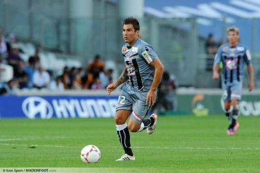 GENIAL! Mutu se da pe net la cel mai nebun jucator din Anglia: Salut! Am auzit numai lucruri OK despre tine... :))