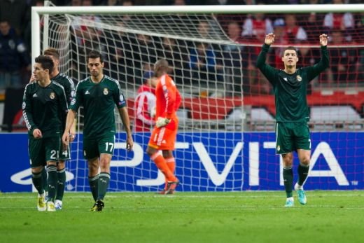 VIDEO: Benzema a reusit GOLUL SERII in Champions League! Vezi hattrickul lui Ronaldo si golurile din City 1-1 Dortmund:_6