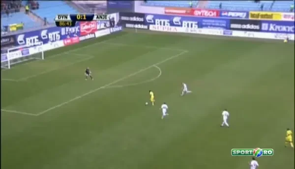 Super executie a lui Eto'o! 2-0 pentru Anji!