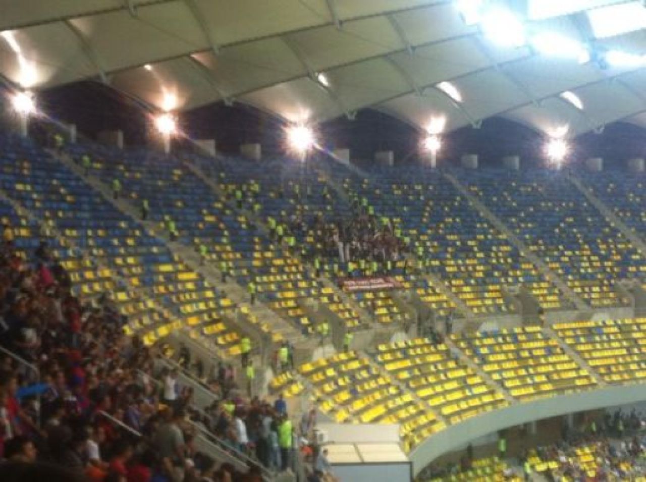 LIVE BLOG Stelisti versus restul lumii | Momentul care l-a scos din minti pe Reghe! Un stelist a jucat accidentat pana la finalul meciului:_15