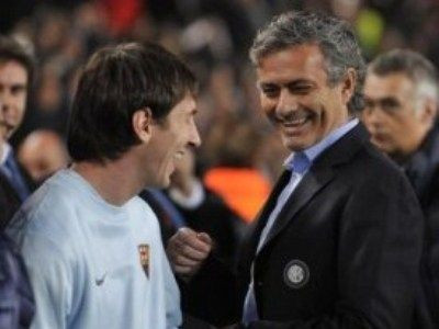 Umilinta SUPREMA pentru Mourinho! Antrenorul Realului recunoaste: Messi e de pe alta planeta! Cum isi lauda rivalii dupa egalul de pe Camp Nou: &nbsp;