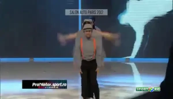 Prezentare ProMotor: BMW Active Tourer, masina lui Darth Vader!